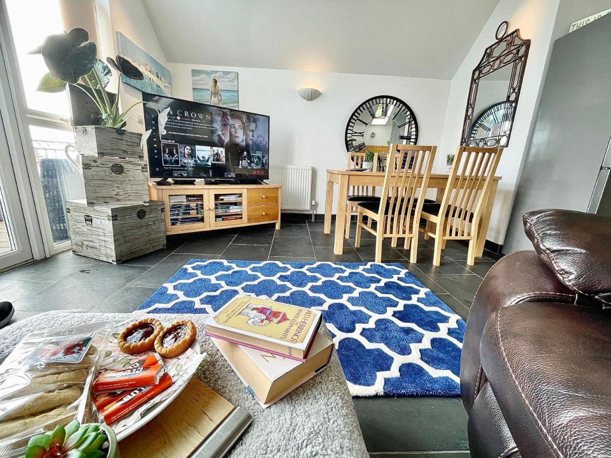 The Mermaids Watch Pendine Dog Friendly With Cymru Holidays Exterior foto