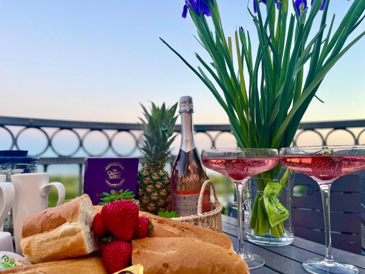 The Mermaids Watch Pendine Dog Friendly With Cymru Holidays Exterior foto